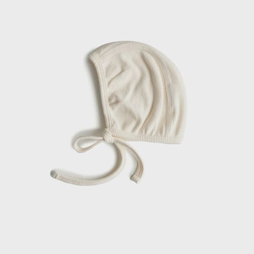 Mushie Ribbed Baby Bonnet