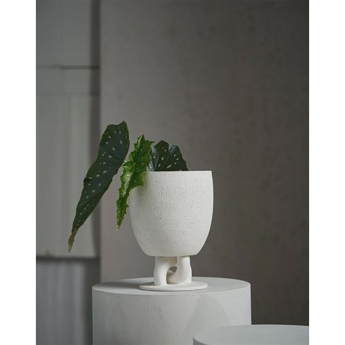 Robert Gordon Infinity Vase